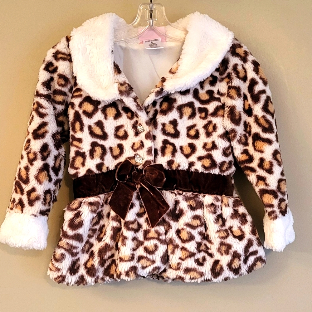 Cheetah faux fur lined coat